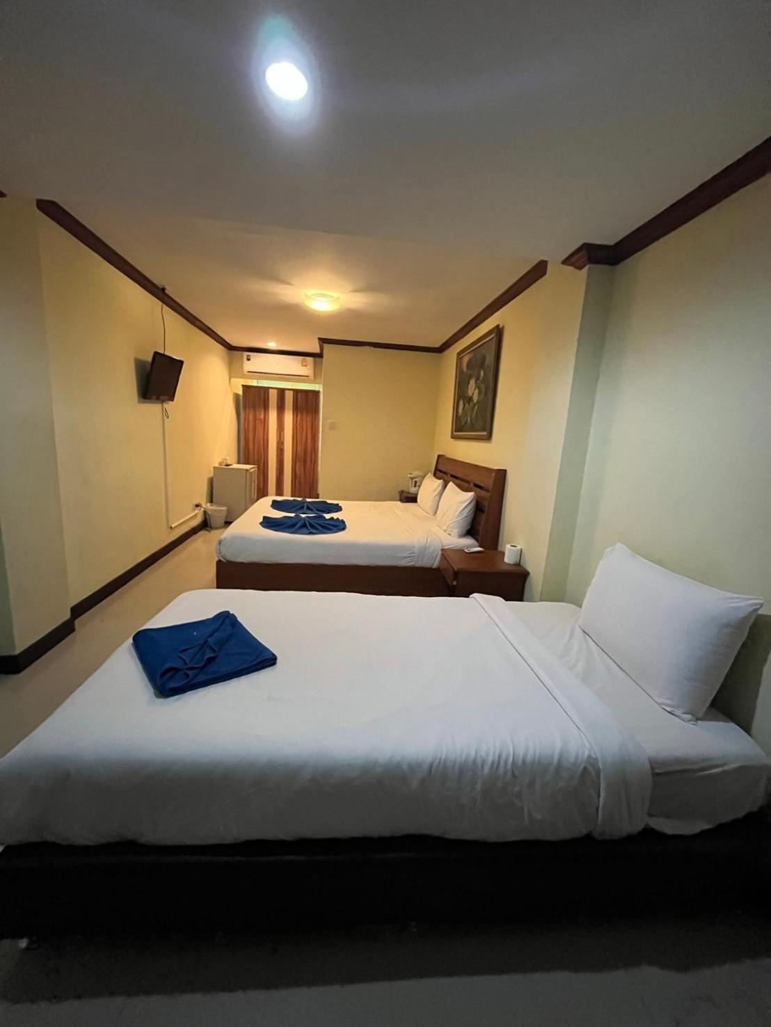 Отель Blueskyhouse Patong Экстерьер фото