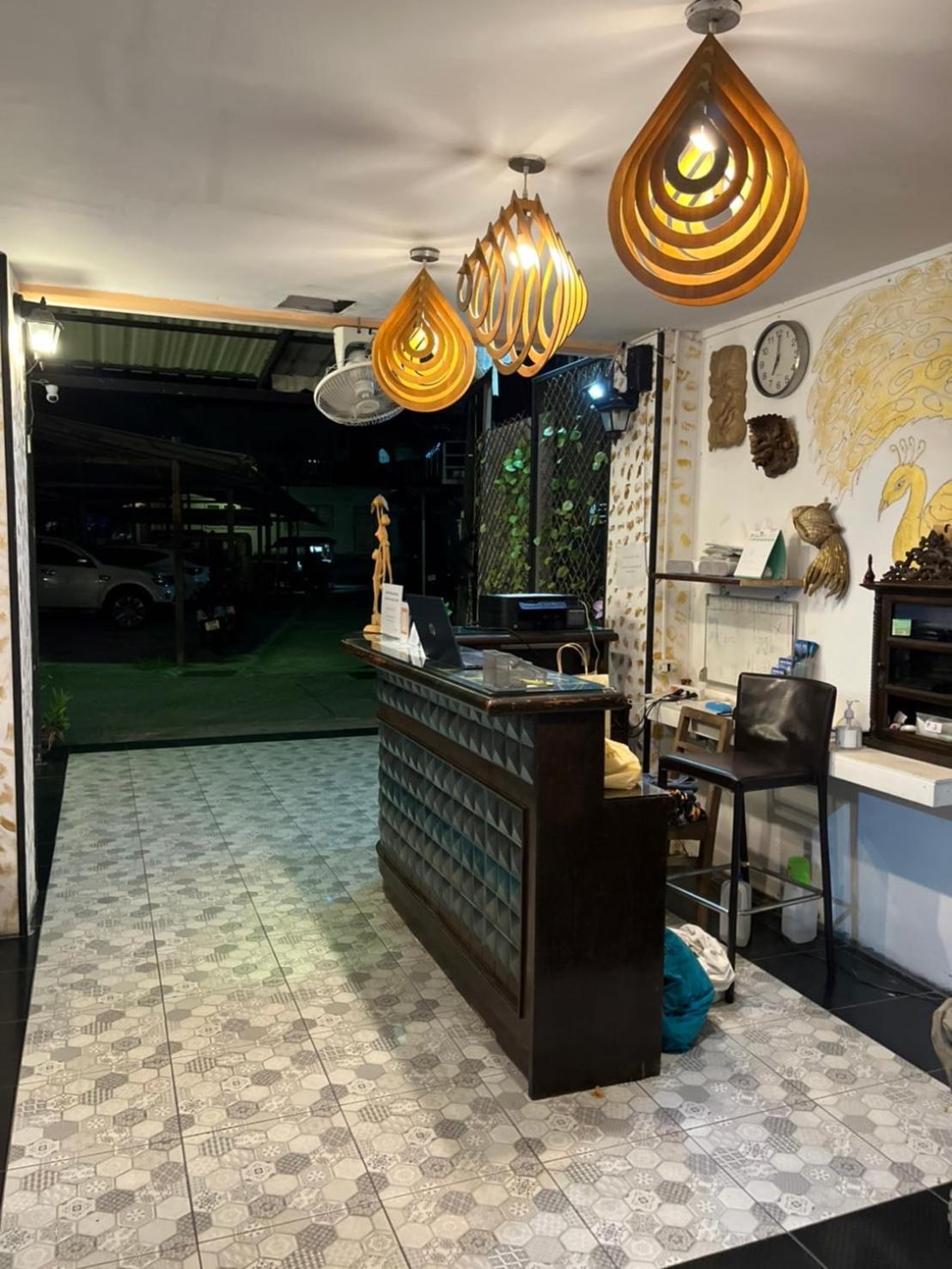 Отель Blueskyhouse Patong Экстерьер фото