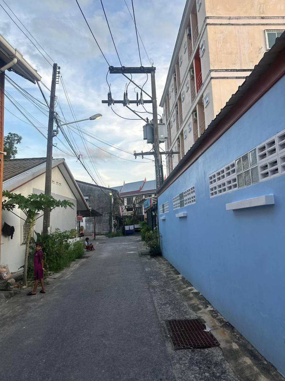 Отель Blueskyhouse Patong Экстерьер фото